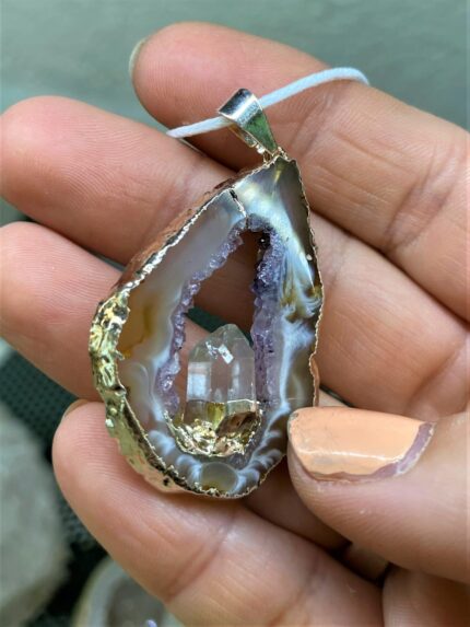 Kupferdraht gewickelt Kristall Achat Stein Anhänger KYEYGWO Unregelmäßig Poliert Achat Scheiben Anhänger Halsketten für Unisex 